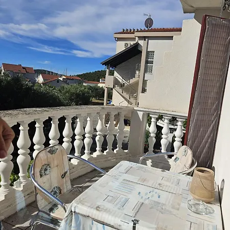 Jarmila Apartment *